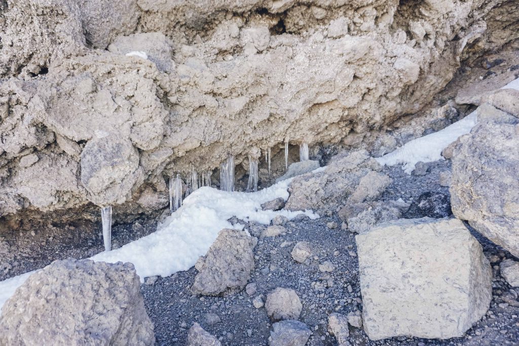gelo na subida ao Uhuru Peak